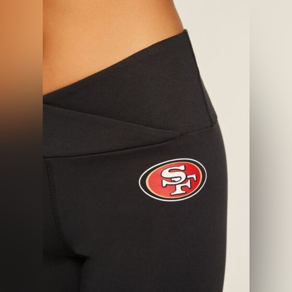 Forever 21 Women’s San Francisco 49ers Flare Pants XS - Picture 5 of 10